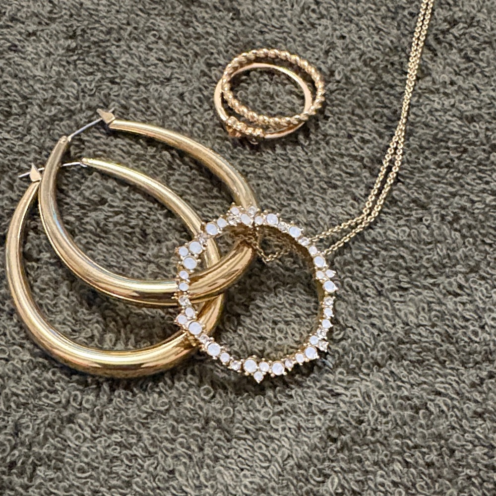 3pc Elegant Gold and CZ Jewelry Set